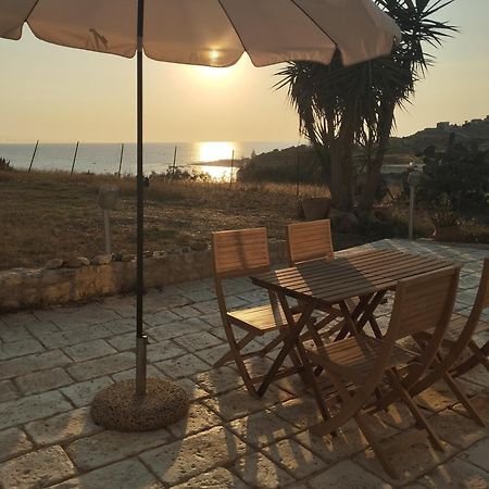 ריאלמונטה Villa La Falesia מראה חיצוני תמונה